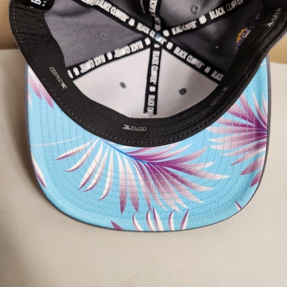 Flexfit Tech One Ten 110 Black Clover Gray Embroidered Golf Hat/Surprise Arizona - Picture 10 of 14